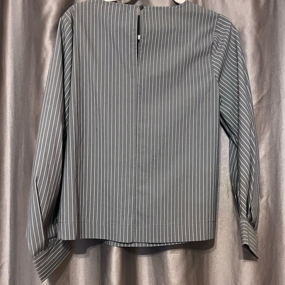 Marled Reunited Blouse Size Med Gray with White Stripes Cuffed Wrists Blouse NEW - Picture 3 of 13
